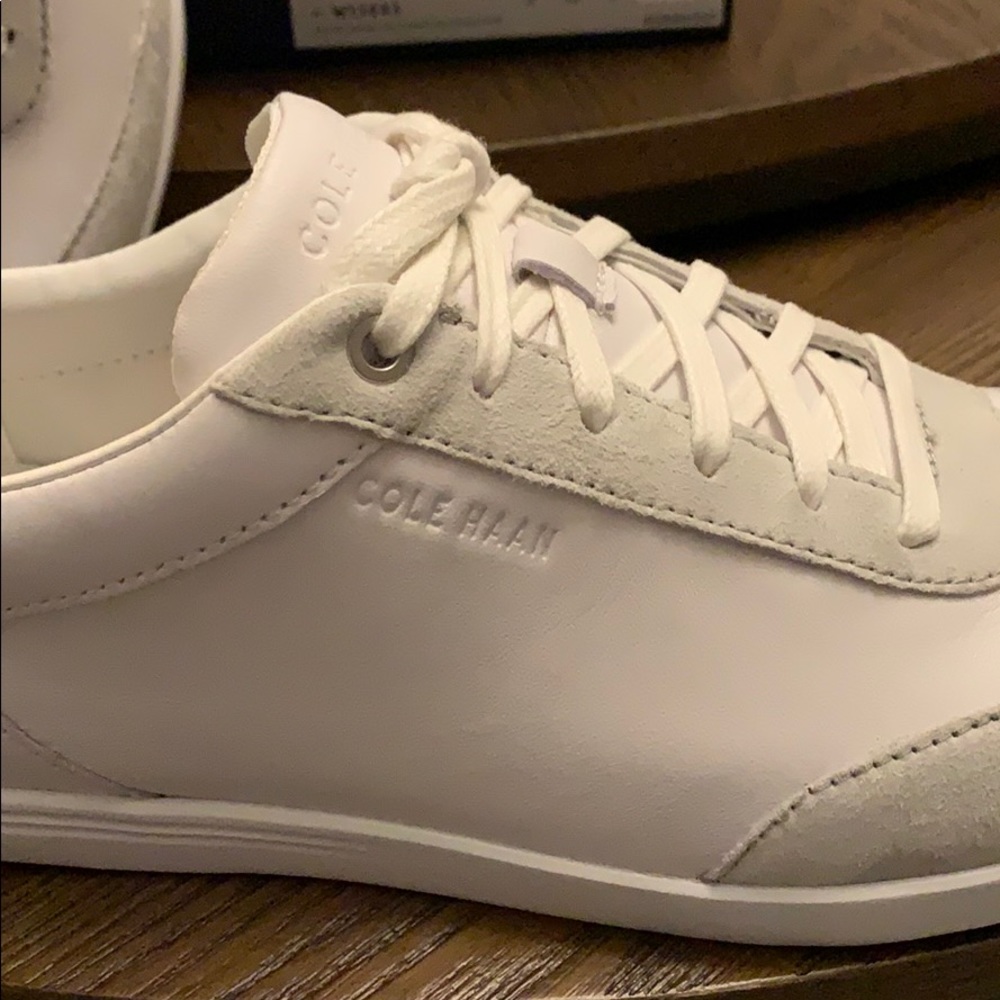 🔥SOLD🔥 Cole Haan Sneakers size 8.5 - Picture 3 of 9